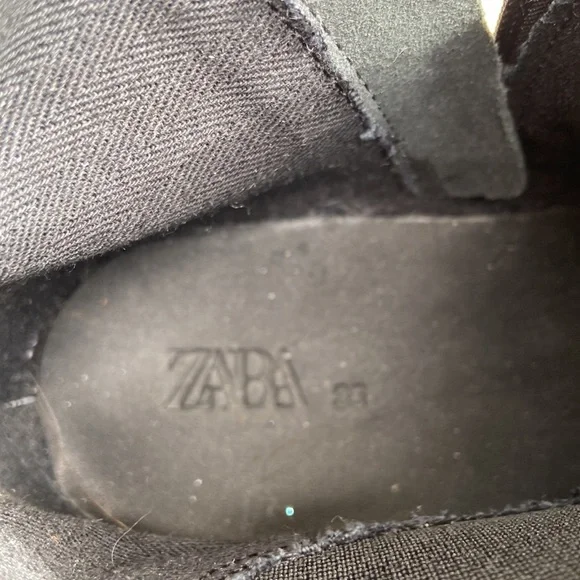 Women’s Zara Chunky Lug Black Leather Ankle Boots Size 5, Excellent Condition!! - Picture 9 of 14